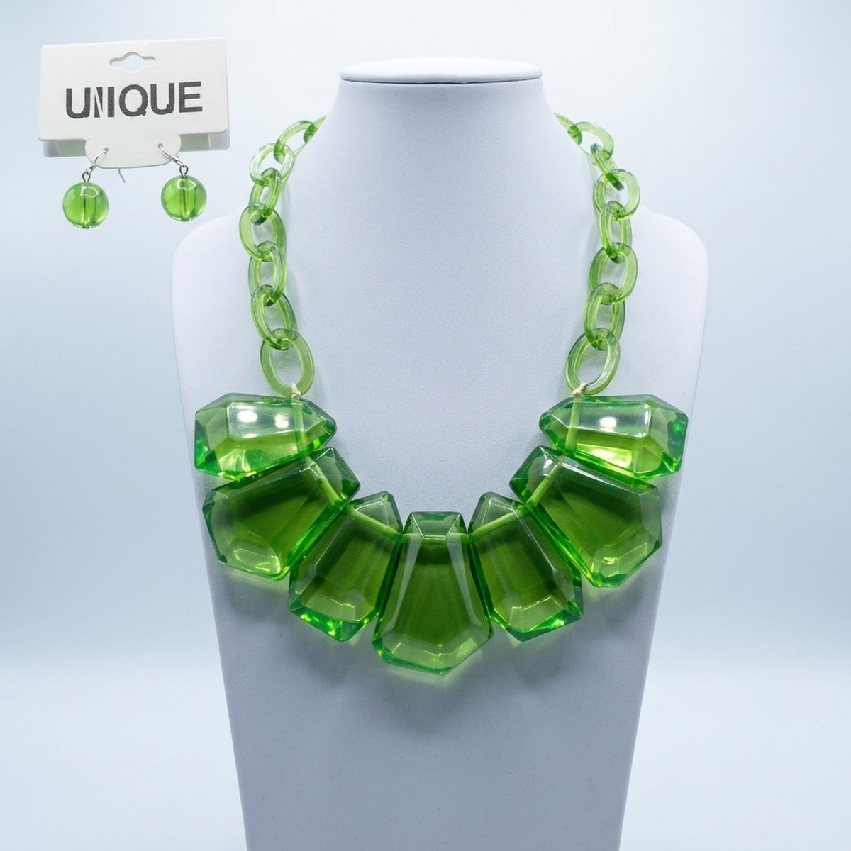 Semi Transparent Green Bead Link Collar Necklace